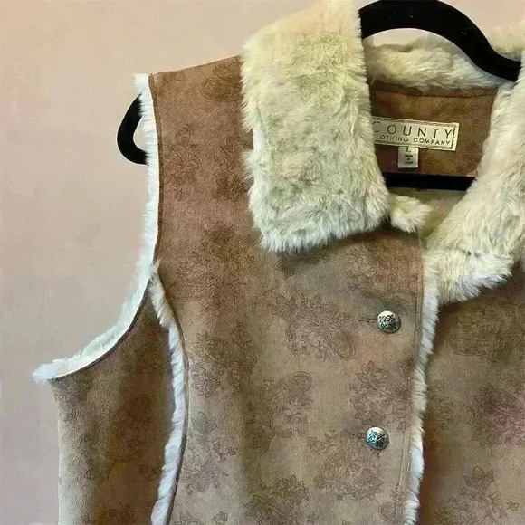 Cozy Vintage County Clothing Women's Brown/Cream Vest L Faux Shearling Fur - Picture 4 of 9